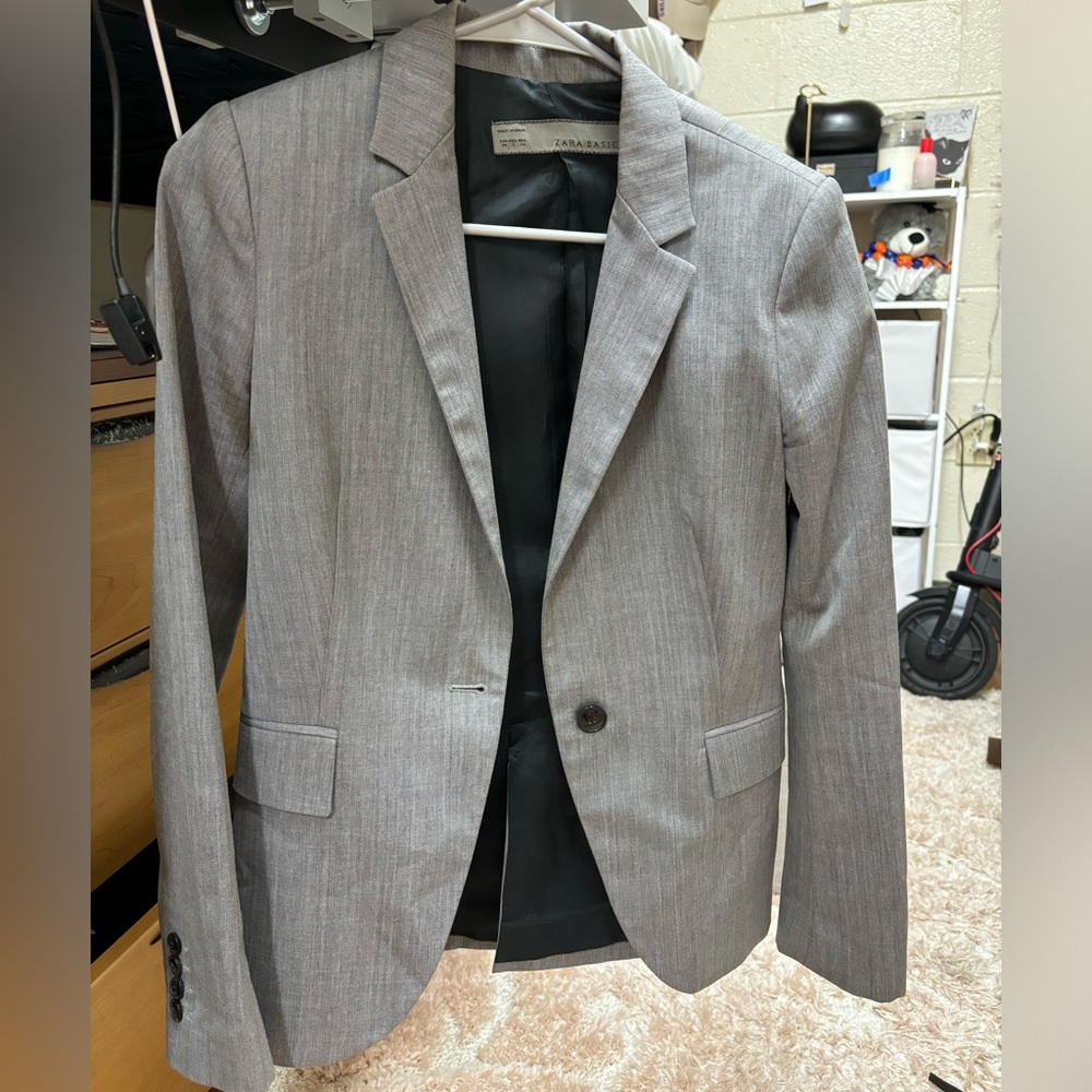 Zara Basic Grey Blazer Size 2